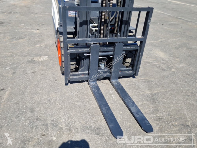 Chariot élévateur Bobcat D30NXE