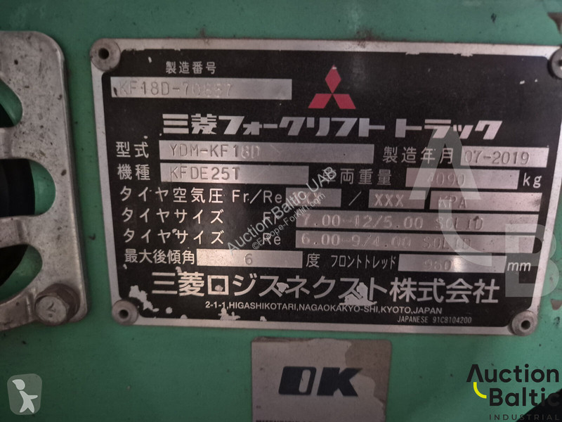 Empilhador elevador Mitsubishi YDM-KF18D