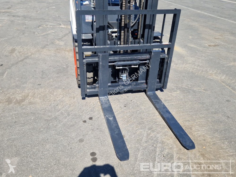 Bobcat D30NXE Forklift
