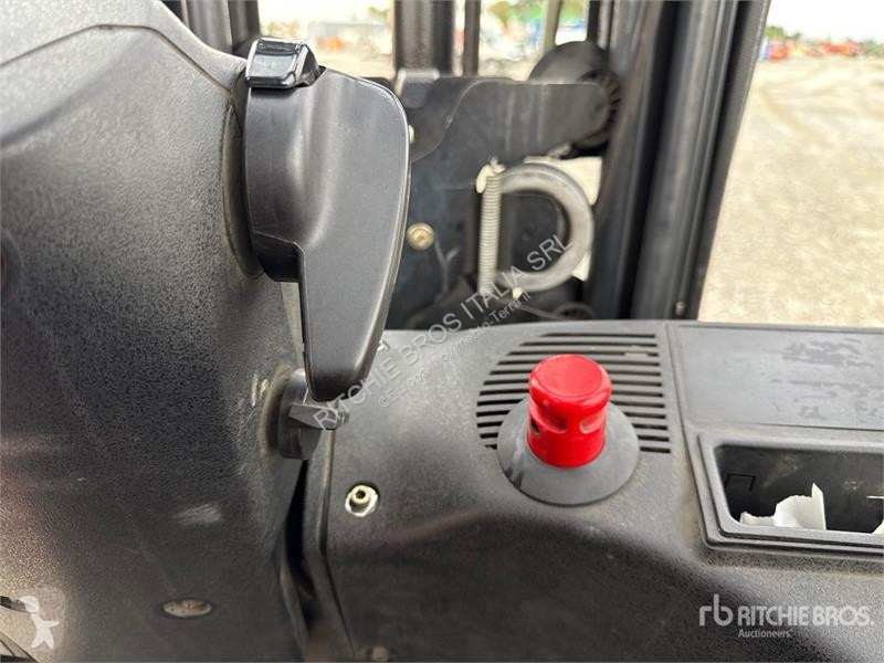 可升降式叉车 Linde E16PH-01 1600 kg Electric Forklift