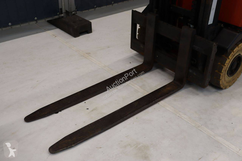 Carretilla elevadora BT C3E130R