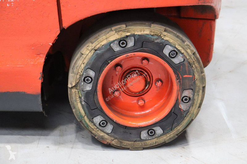 Chariot élévateur Linde E30L-01