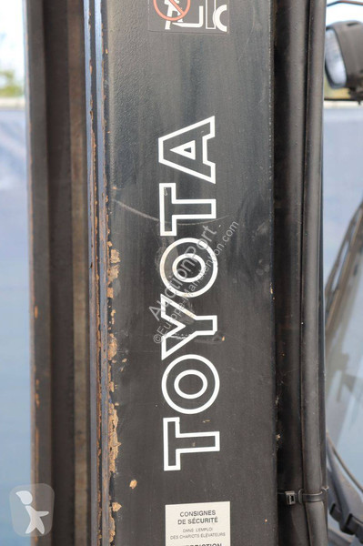 Кар Toyota 42-7FGF25