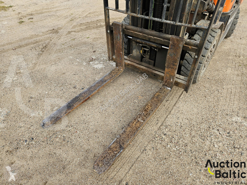 Empilhador elevador Doosan D30 G