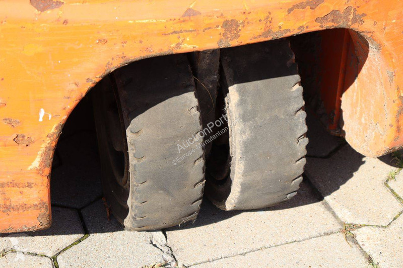 Empilhador elevador Doosan B15T-5