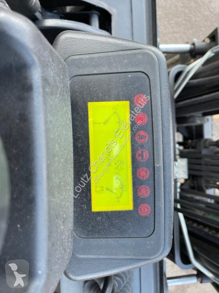Teleskopický manipulátor   CPCD30T8