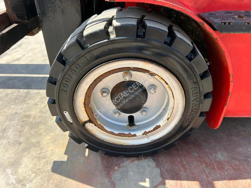 Carretilla elevadora Manitou  ME320