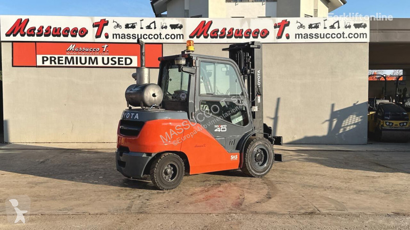 Carrello elevatore Toyota 40-8FD45N