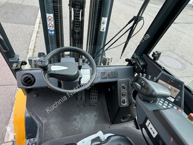 Teleskopický manipulátor Jungheinrich 430s...