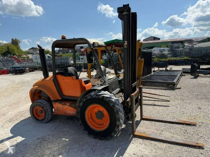 Stivuitor Ausa 2,5T tout terrain
