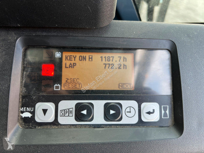رافعة شوكية Toyota 8FBET15 / Triplex: 4.30m /...