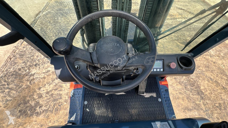 Vysokozdvižný vozík Toyota