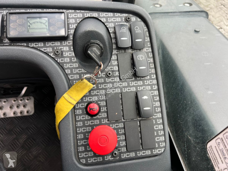 رافعة شوكية JCB TLT 30D Teletruck 2WD / nur...
