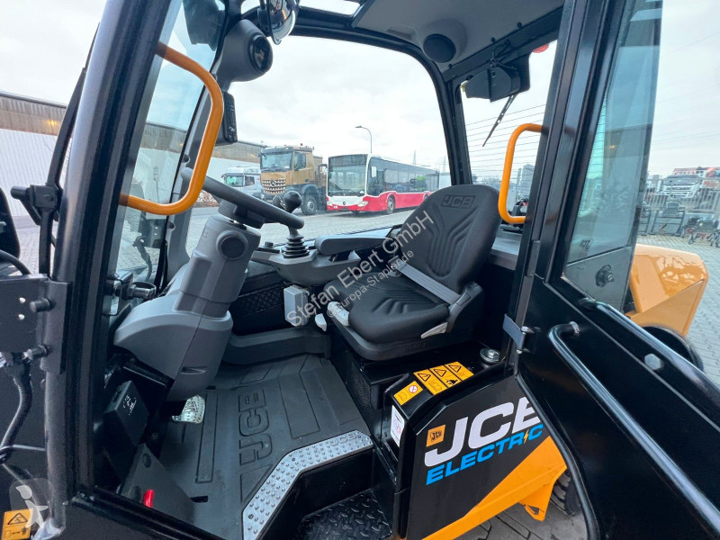 رافعة شوكية JCB TLT 35-22E Teletruck / nur...