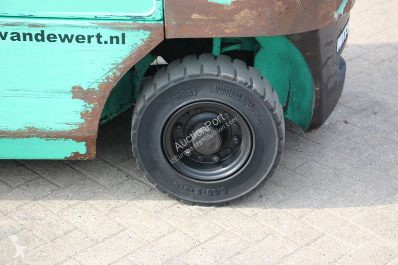 Vysokozdvižný vozík Mitsubishi FG25N