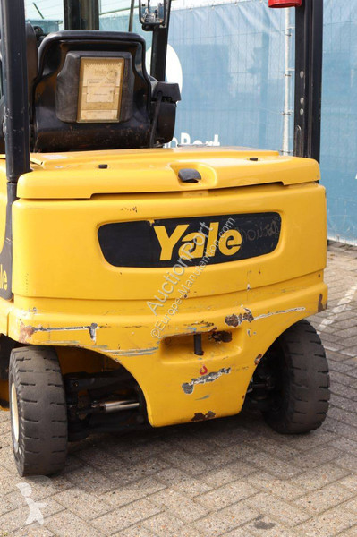 رافعة شوكية Yale