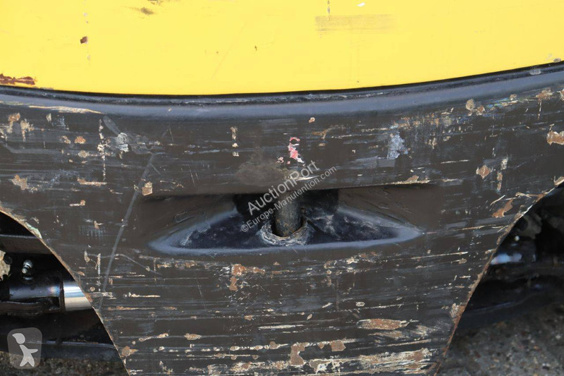 رافعة شوكية Hyster