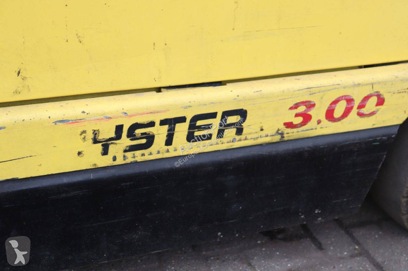 Автопогрузчик Hyster J3.00XM