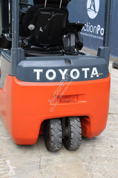 Carretilla elevadora Toyota 8FBE16T