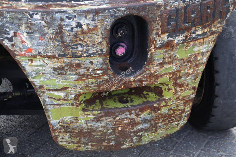 Forklift