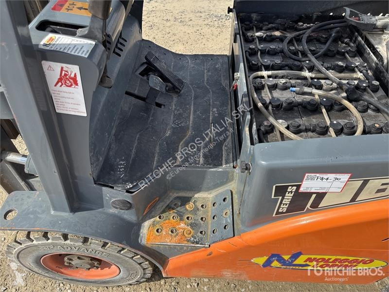 可升降式叉车  Eurocosmec CPD18F8 1800 kg Electric...