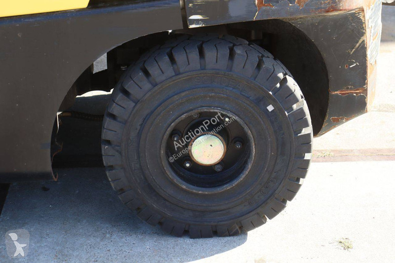可升降式叉车 Hyster