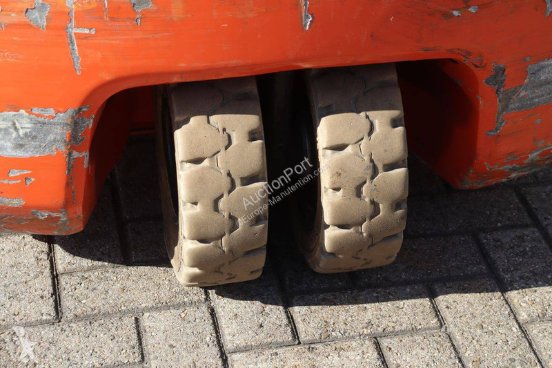 Carretilla elevadora Toyota 8FBEK16T