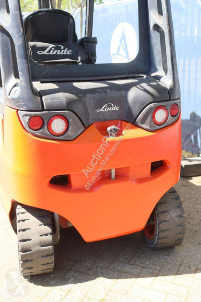 Carretilla elevadora Linde E30HL-01/600