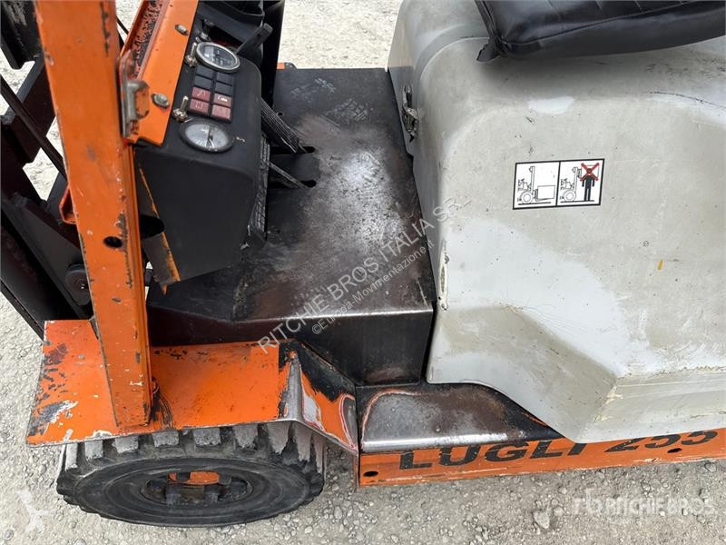 Carretilla elevadora Lugli M1255 2500 kg Forklift