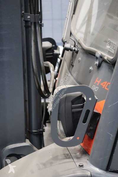 Chariot élévateur Linde T-02