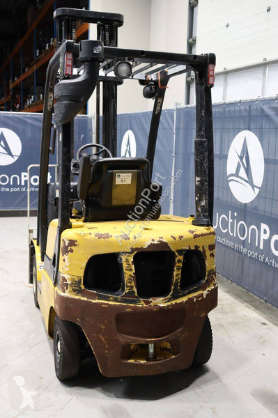 Chariot élévateur Yale GDP16VX-V2725