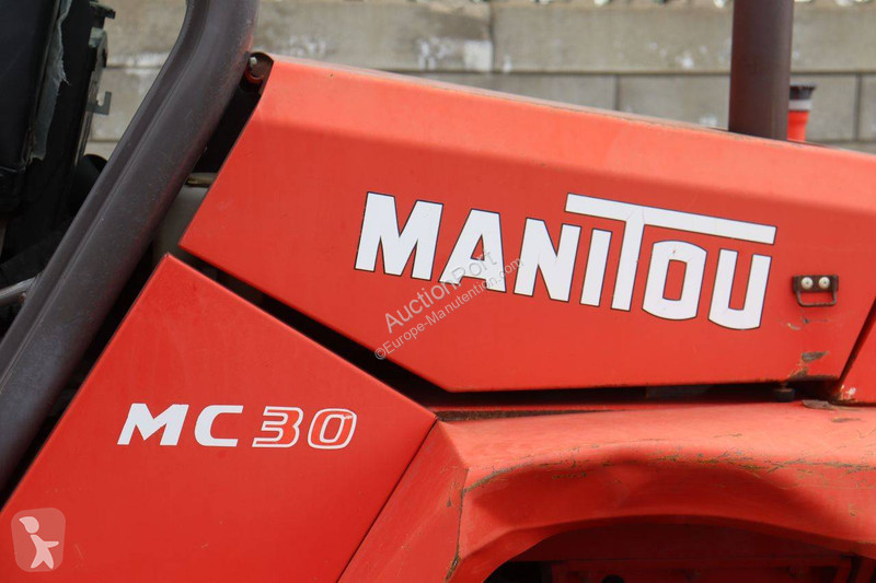 رافعة شوكية Manitou MC 30