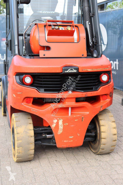 Vysokozdvižný vozík Linde T-01
