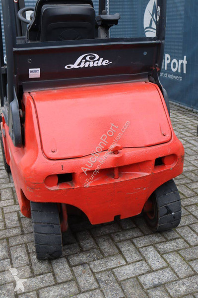 Chariot élévateur Linde E16P