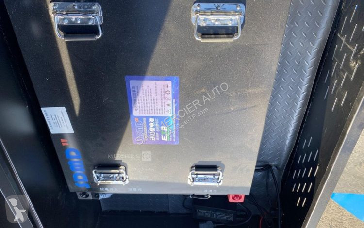 Empilhador elevador  chariot elevateur frontal...