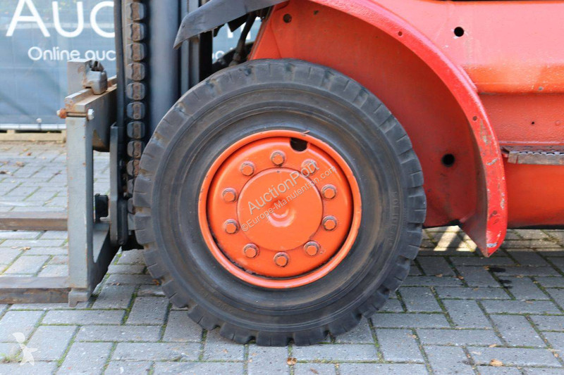 Chariot élévateur Linde D-04