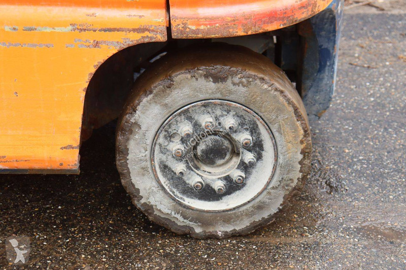 Кар Toyota 20