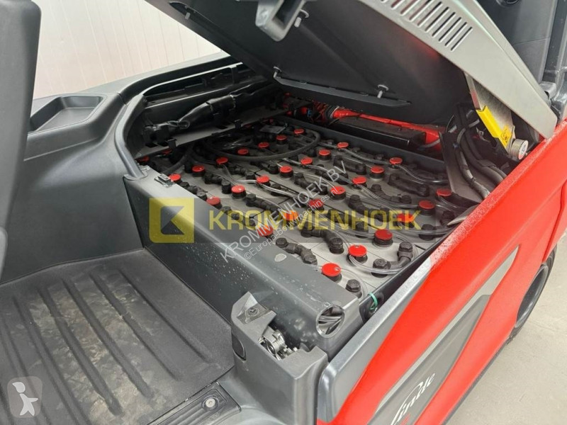 Heftruck Linde E 25 Triplex 7410 mm