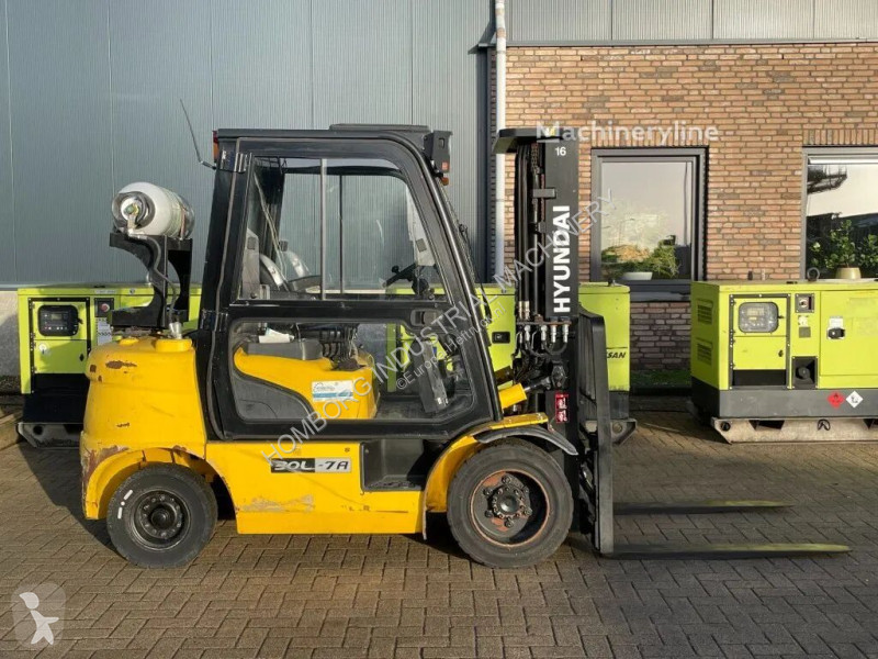 Carrello elevatore Hyundai 30L-7A 3 ton Triplex...