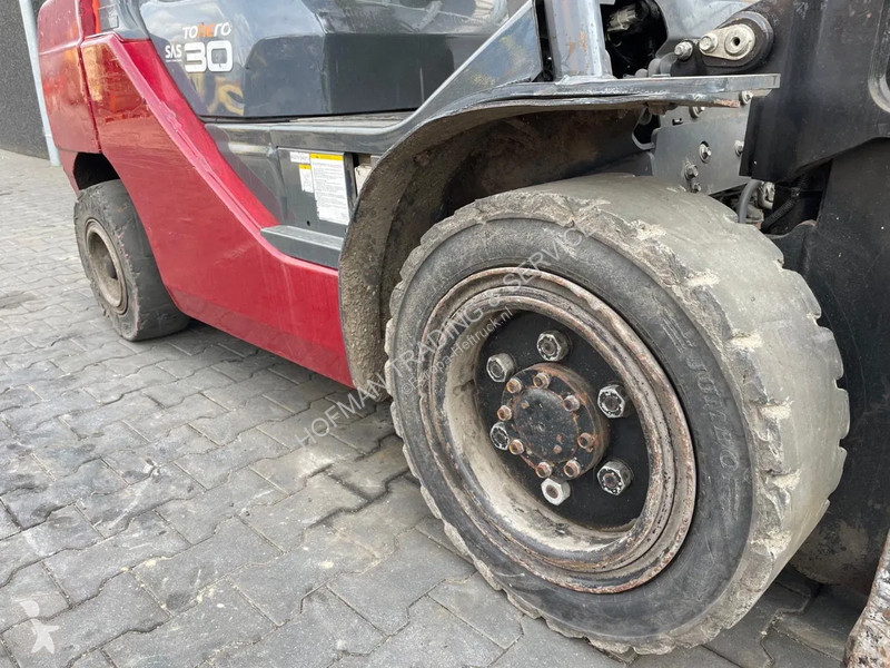 رافعة شوكية Toyota 02-8DF30