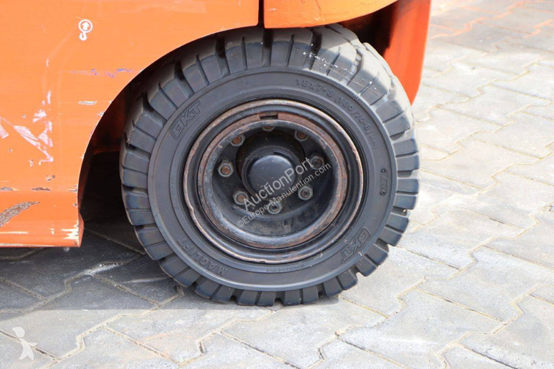 Carrello elevatore Toyota 8FBMKT25
