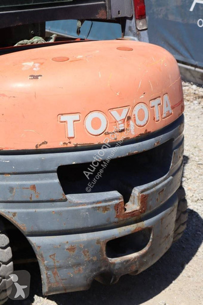 Teleskopický manipulátor Toyota 62-6FDF25