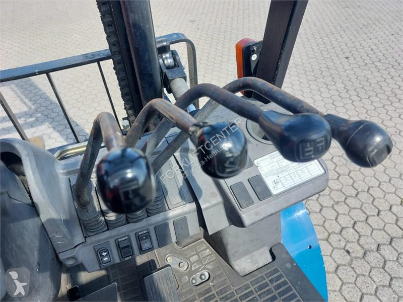 Carretilla elevadora Mitsubishi FG50CN