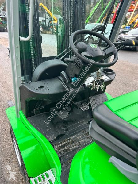 رافعة شوكية Cesab  M320GV