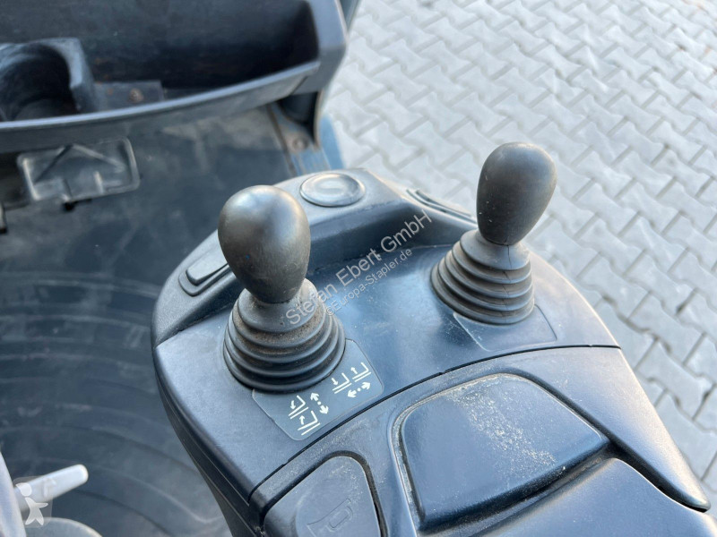 رافعة شوكية Linde D-02/600 / 3m /  5.145h / Diesel