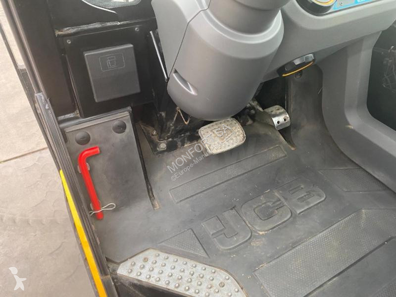 Автопогрузчик JCB  TLT 35-22E - 2RM électrique
