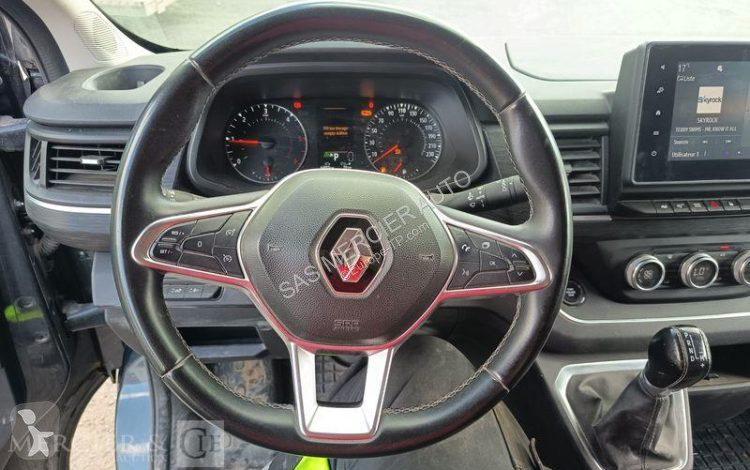 Véhicule utilitaire Renault pr