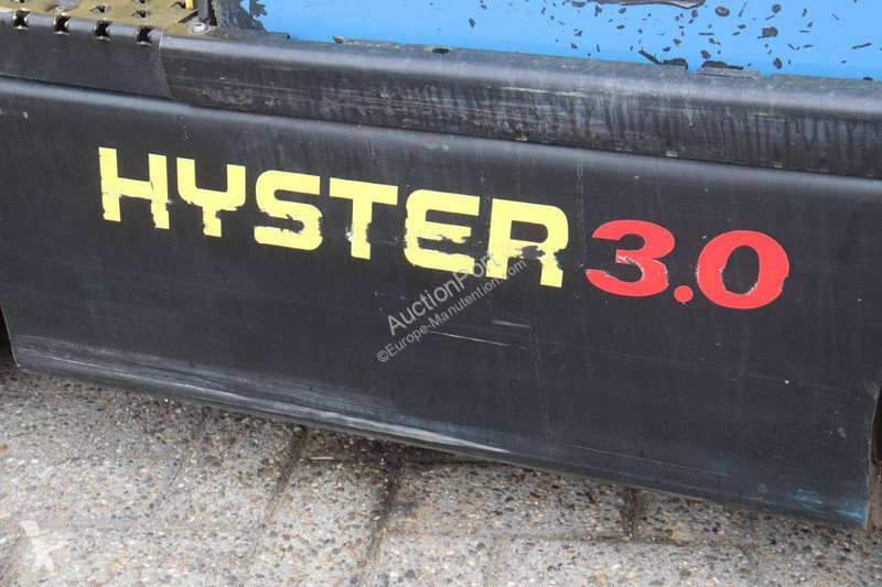 رافعة شوكية Hyster MWB