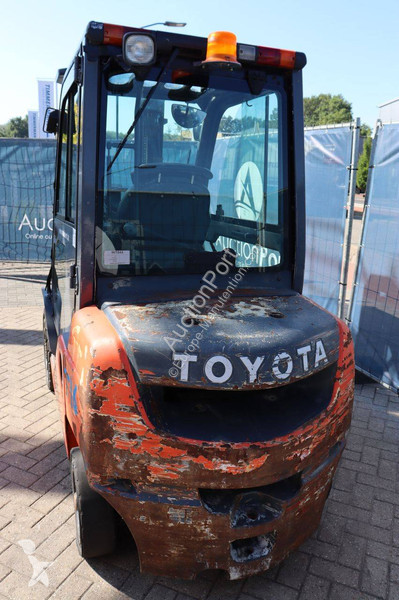 Vysokozdvižný vozík Toyota