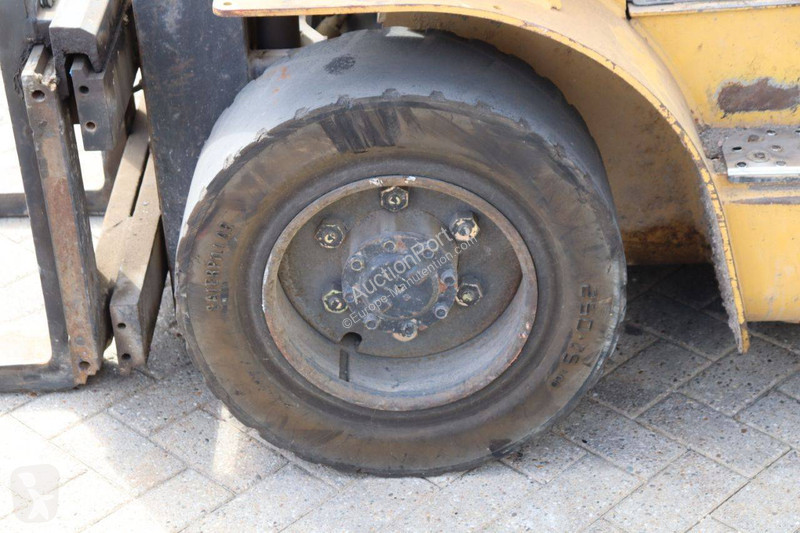 Carretilla elevadora Caterpillar DP30